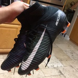 Nike mercurial soccer cleats